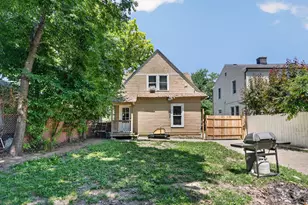 1223 Front St, Aurora, IL 60505 - Photo 24