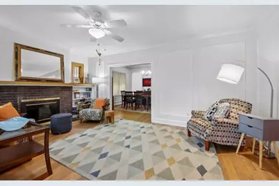 6551 N Maplewood Avenue, Chicago, IL 60645 - Photo 4