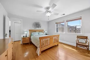 6551 N Maplewood Ave, Chicago, IL 60645 - Photo 18