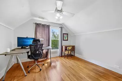 6551 N Maplewood Avenue, Chicago, IL 60645 - Photo 22