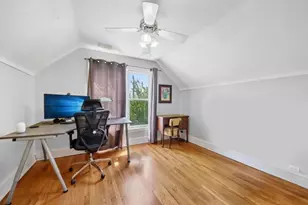 6551 N Maplewood Ave, Chicago, IL 60645 - Photo 22