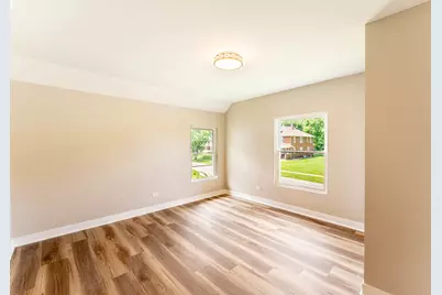 1076 E Maple Street, Kankakee, IL 60901 - Photo 6