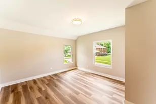1076 E Maple St, Kankakee, IL 60901 - Photo 6