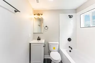 1076 E Maple St, Kankakee, IL 60901 - Photo 26
