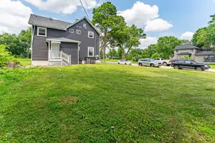 1076 E Maple St, Kankakee, IL 60901 - Photo 32