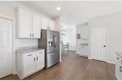 2546 Huntleigh Lane, Woodridge, IL 60517 - Photo 8