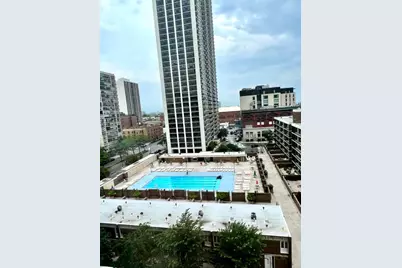 1460 N Sandburg Terrace #904, Chicago, IL 60610 - Photo 2