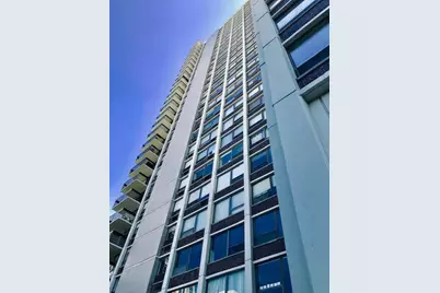 1460 N Sandburg Terrace #904, Chicago, IL 60610 - Photo 1