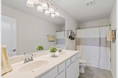1109 Nottingham Road, Sycamore, IL 60178 - Photo 24