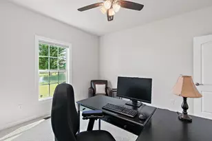 1109 Nottingham Rd, Sycamore, IL 60178 - Photo 16