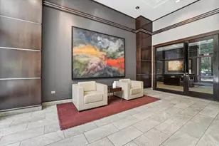 645 N Kingsbury St, Chicago, IL 60610 - Photo 20