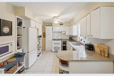 2149 Hartrey Avenue, Evanston, IL 60201 - Photo 14