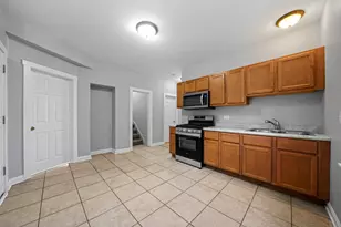 1532 Lombard Ave, Berwyn, IL 60402 - Photo 10