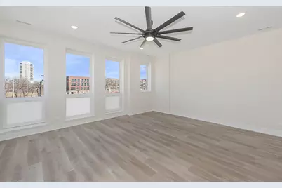 3762 S Indiana Avenue, Chicago, IL 60653 - Photo 4