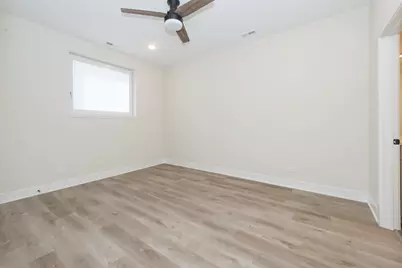 3762 S Indiana Avenue, Chicago, IL 60653 - Photo 10