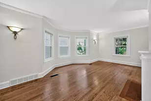 358 N Main St, Lombard, IL 60148 - Photo 4