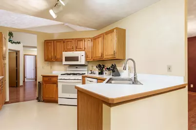 13273 Weatherfield Way, Roscoe, IL 61073 - Photo 14