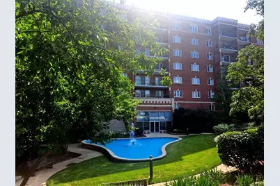 650 S River Road #301, Des Plaines, IL 60016 - Photo 1