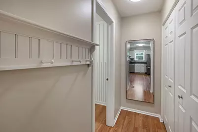 560 Jennifer Circle, Mundelein, IL 60060 - Photo 10