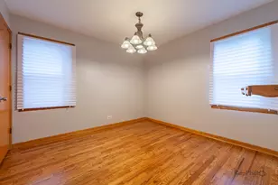 3933 W 69th Pl, Chicago, IL 60629 - Photo 8