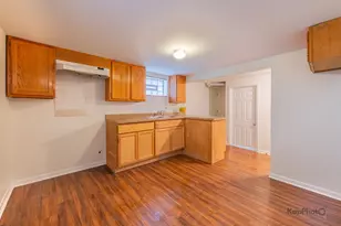 3933 W 69th Pl, Chicago, IL 60629 - Photo 6