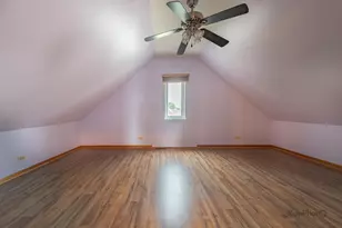 3933 W 69th Pl, Chicago, IL 60629 - Photo 12