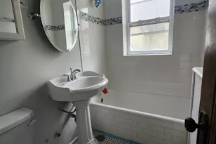 1112 Grove St, Evanston, IL 60201 - Photo 10