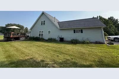 1202 Holiday Drive, Somonauk, IL 60552 - Photo 4