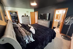 1202 Holiday Dr, Somonauk, IL 60552 - Photo 14