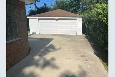 9521 N Kildare Avenue, Skokie, IL 60076 - Photo 8