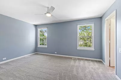 2000 College Green Drive, Elgin, IL 60123 - Photo 16