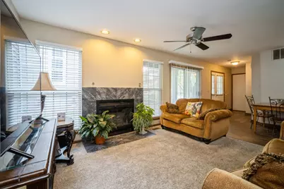 1045 Talbots Lane #1045, Elk Grove Village, IL 60007 - Photo 6