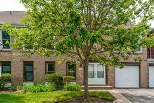 805 Garfield Ave, Libertyville, IL 60048 - Photo 1