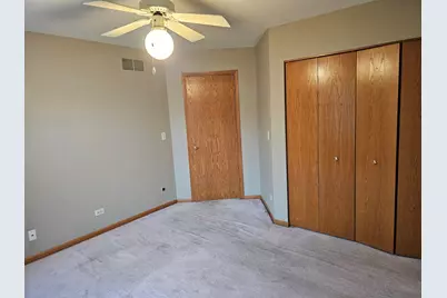 2017 Thornwood Circle, Saint Charles, IL 60174 - Photo 12