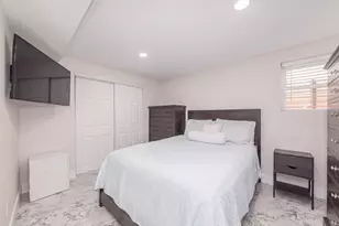 7414 W Devon Ave, Chicago, IL 60631 - Photo 20