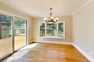 708 N Summit St, Wheaton, IL 60187 - Photo 8