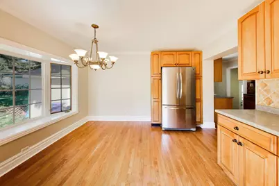 708 N Summit Street, Wheaton, IL 60187 - Photo 10