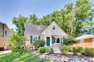 708 N Summit St, Wheaton, IL 60187 - Photo 1