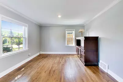 708 N Summit Street, Wheaton, IL 60187 - Photo 6