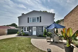 8211 W Grand Ave, River Grove, IL 60171 - Photo 2