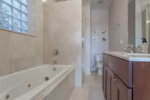 1126 W Fullerton Ave, Chicago, IL 60614 - Photo 18