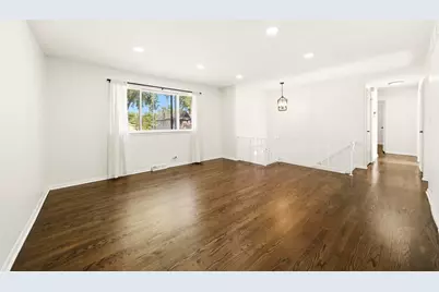 78 S Evergreen Avenue, Addison, IL 60101 - Photo 2