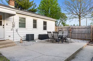 638 N Lombard Ave, Lombard, IL 60148 - Photo 14
