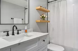 7201 N Lincoln Ave, Lincolnwood, IL 60712 - Photo 14