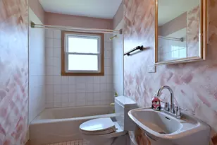 1032 Daniel Dr, Bensenville, IL 60106 - Photo 16