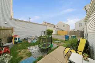 729 Four Seasons Blvd, Aurora, IL 60504 - Photo 22