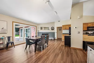 35672 N Sheridan Drive, Fox Lake, IL 60020 - Photo 12