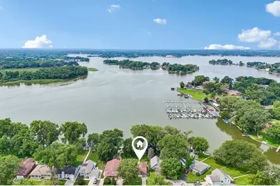 35672 N Sheridan Drive, Fox Lake, IL 60020 - Photo 2