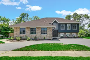 2913 201st Pl, Lynwood, IL 60411 - Photo 2