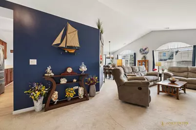 5302 Cobblers Crossing, McHenry, IL 60050 - Photo 4